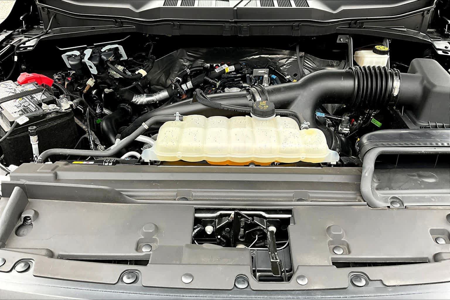 Certified 2024 Ford F150 XL AWD/4WD image 30