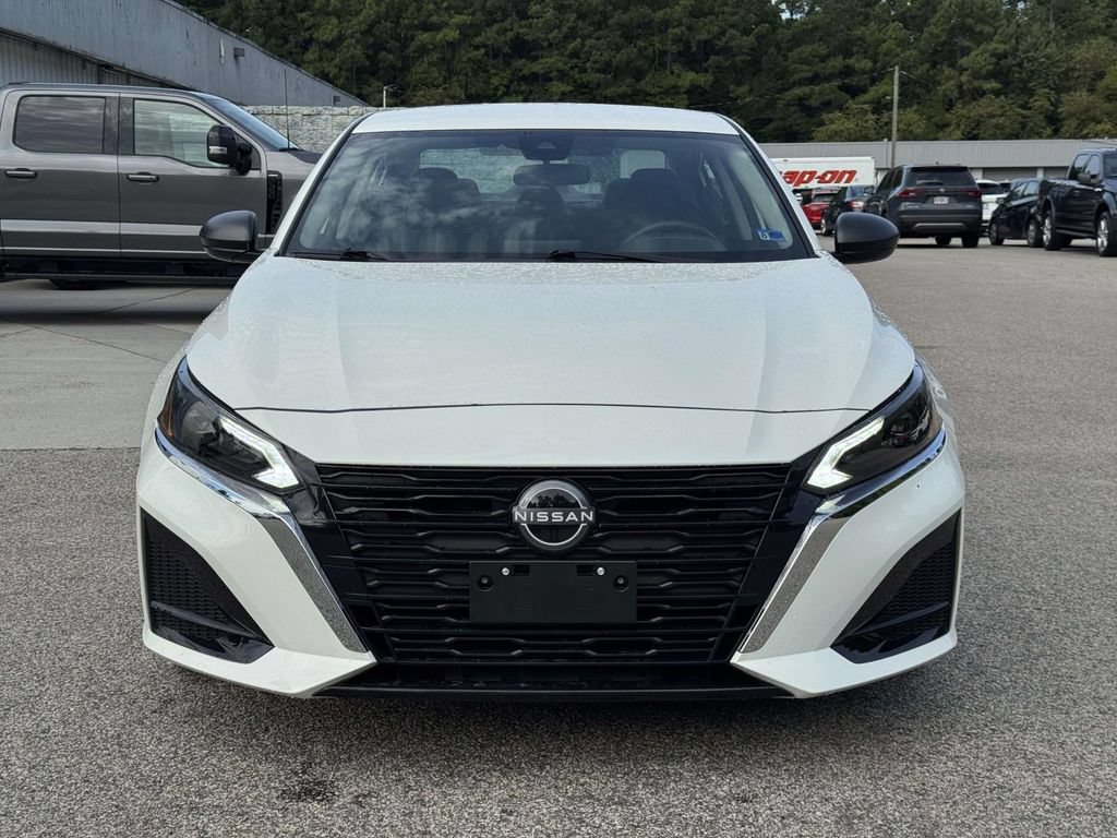 Used 2025 Nissan Altima 2.5 S FWD image 26