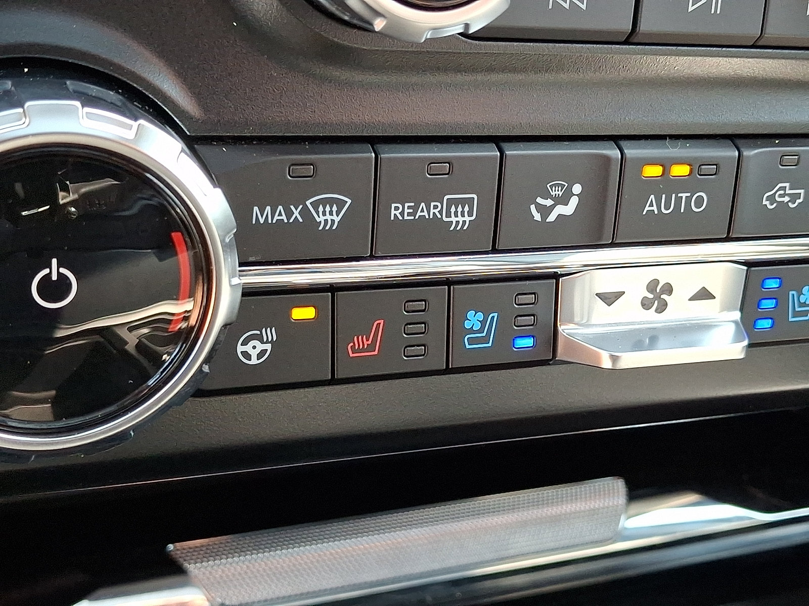 Certified 2024 Ford F250 Lariat w/ Lariat Ultimate Package AWD/4WD image 29