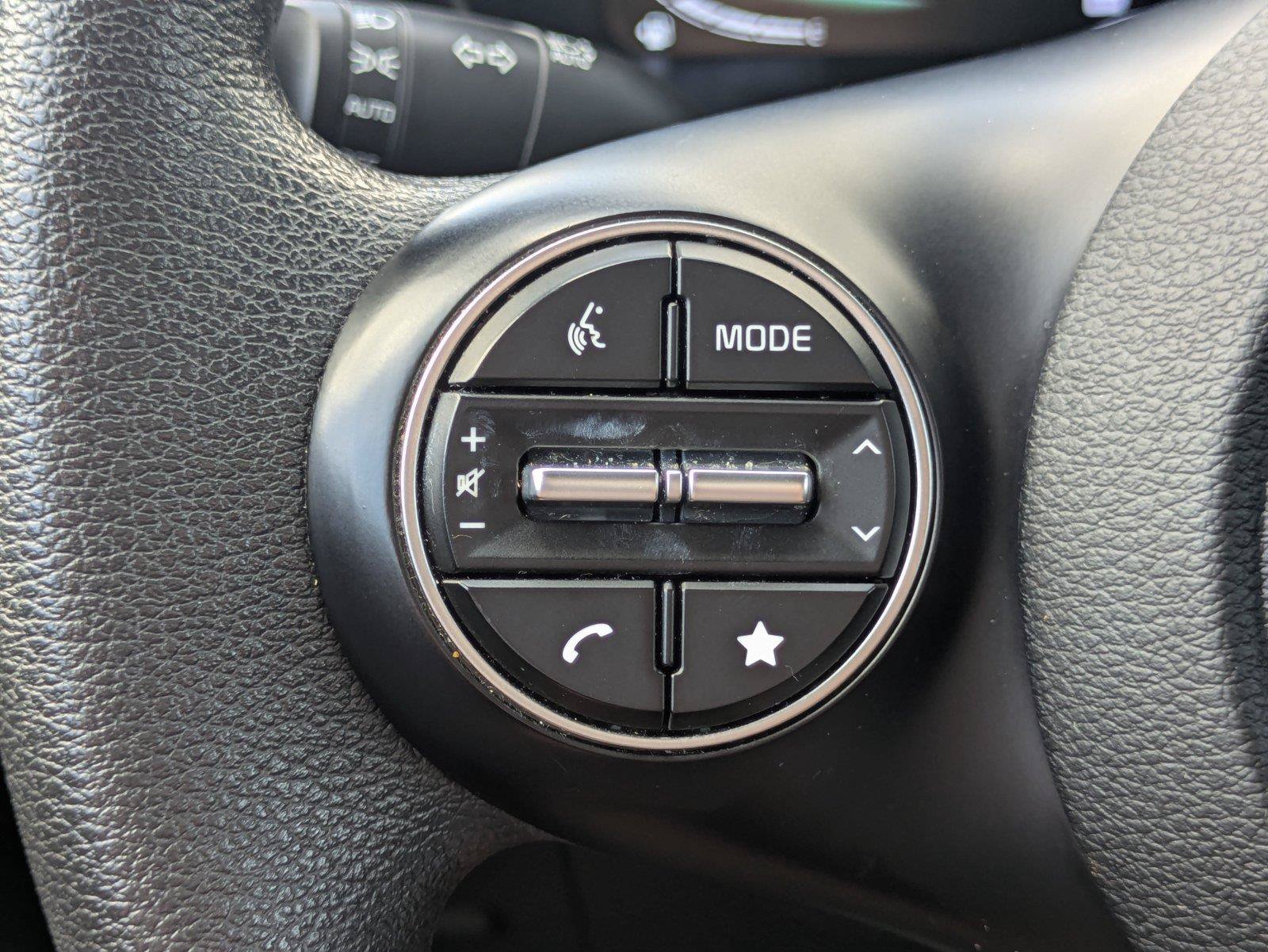 Used 2024 Kia Soul LX w/ Option Group 015 FWD image 24