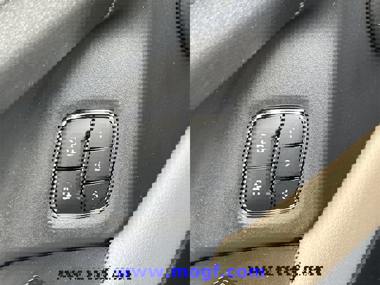 Certified 2024 Ford Expedition Limited image 26