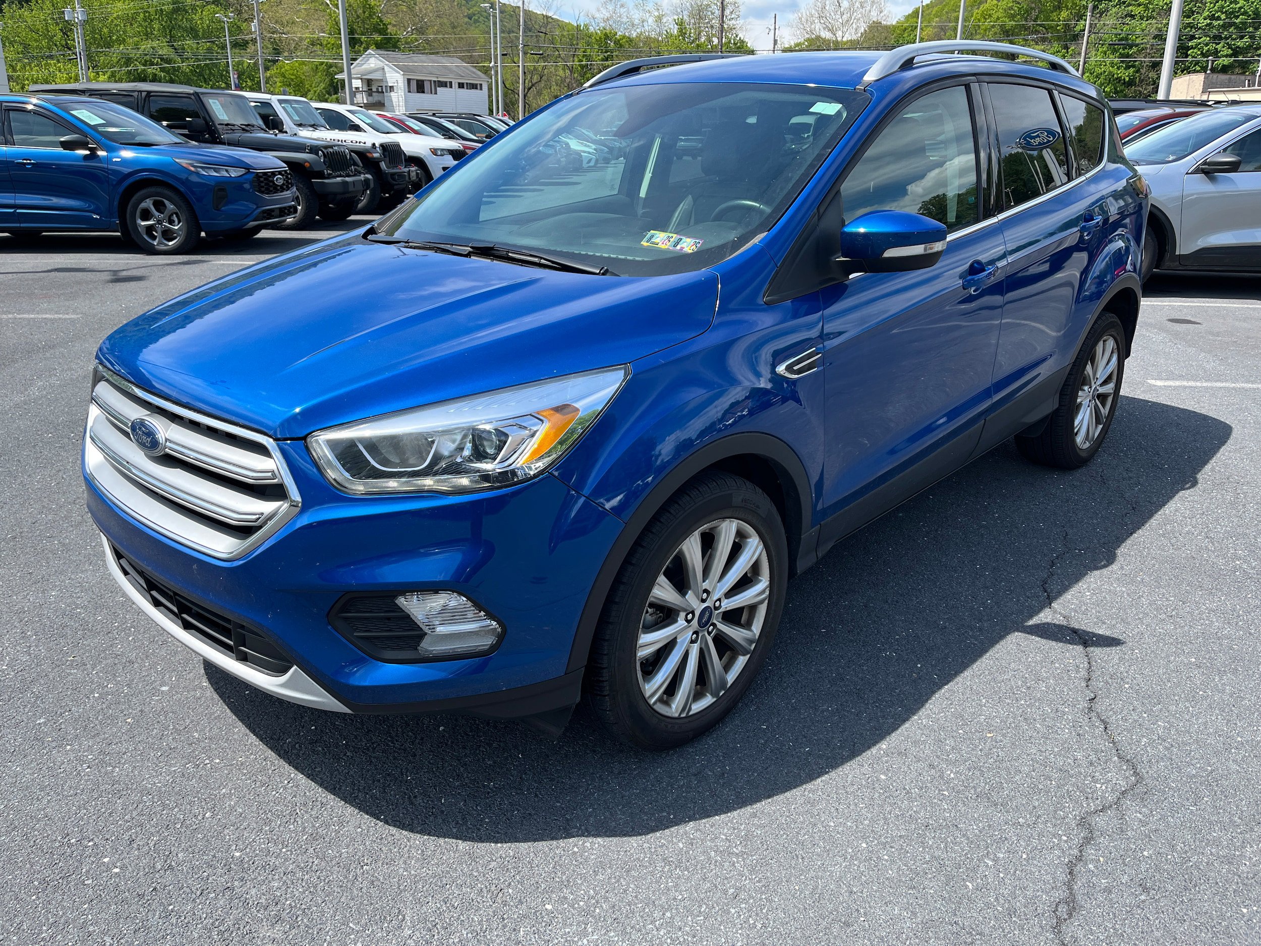 Certified 2017 Ford Escape Titanium AWD/4WD image 19