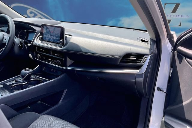Used 2024 Nissan Rogue SV FWD image 15