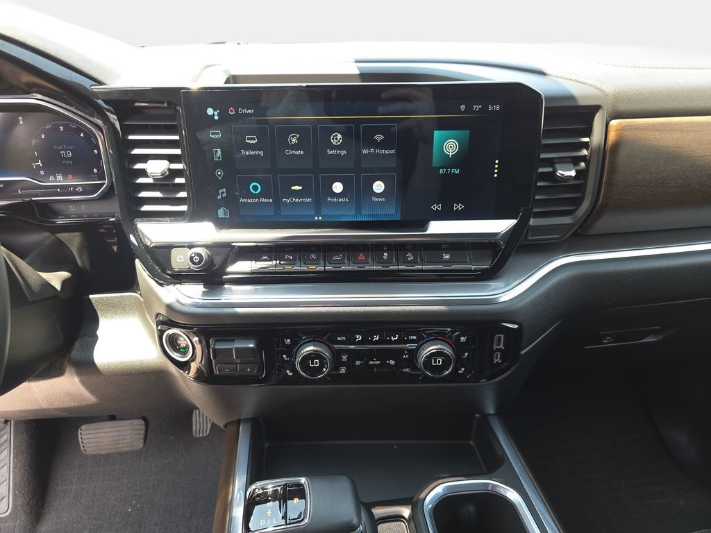 Used 2024 Chevrolet Silverado 1500 High Country w/ Z71 Off-Road Package AWD/4WD image 17