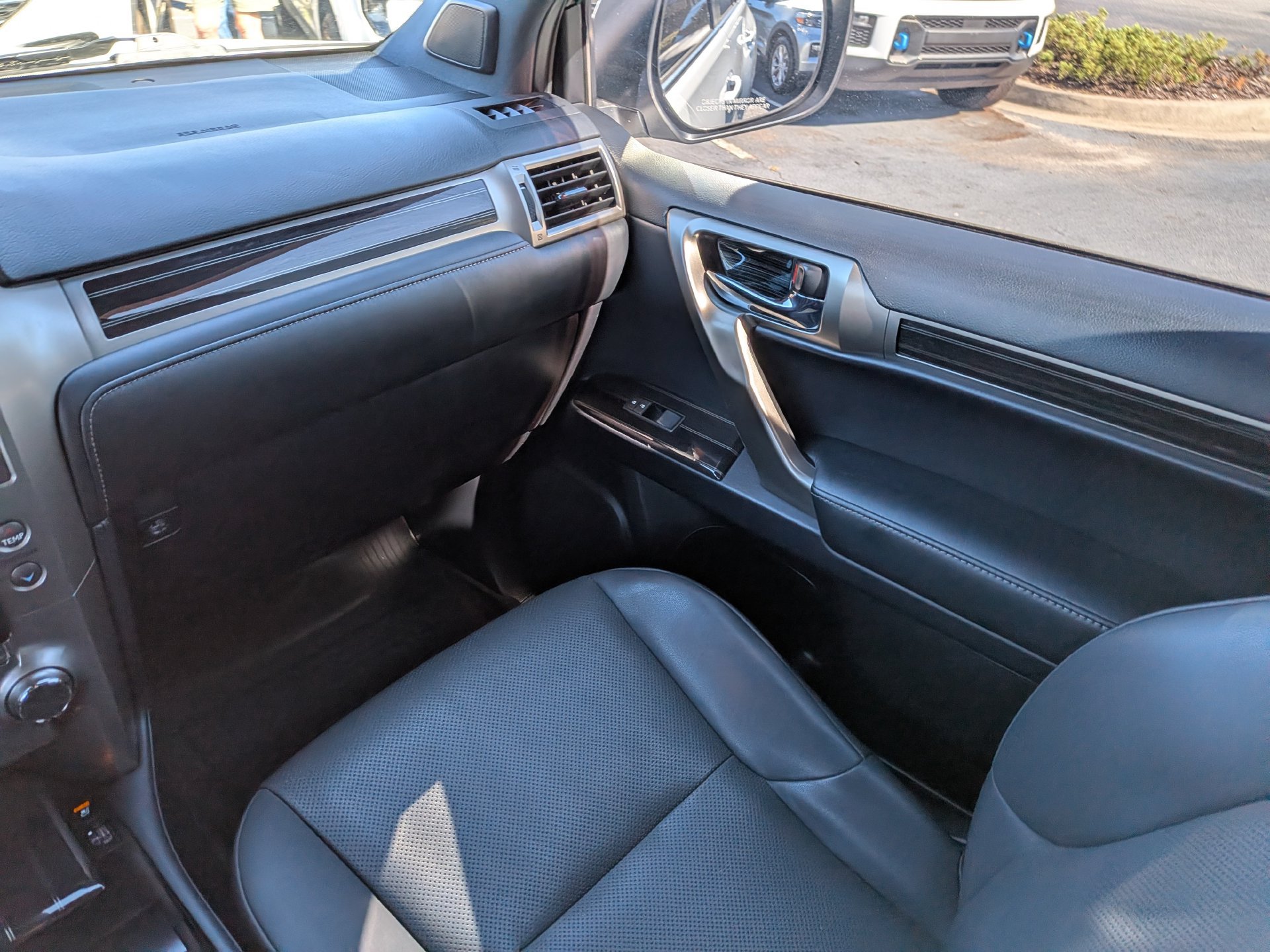Used 2021 Lexus GX 460 Premium w/ Premium Package AWD/4WD image 19