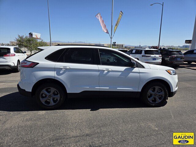 Certified 2024 Ford Edge SEL w/ Sport Appearance Package AWD/4WD image 8