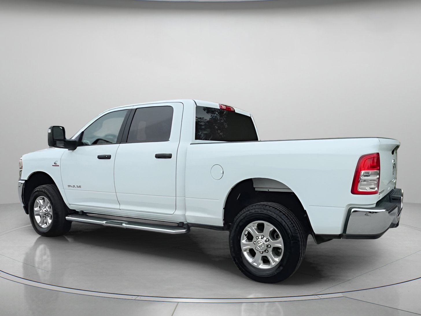 Used 2024 RAM 2500 Big Horn image 12