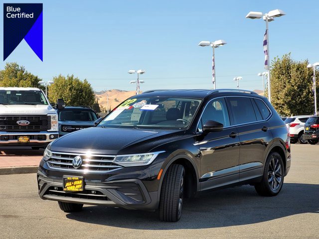 Used 2022 Volkswagen Tiguan SE