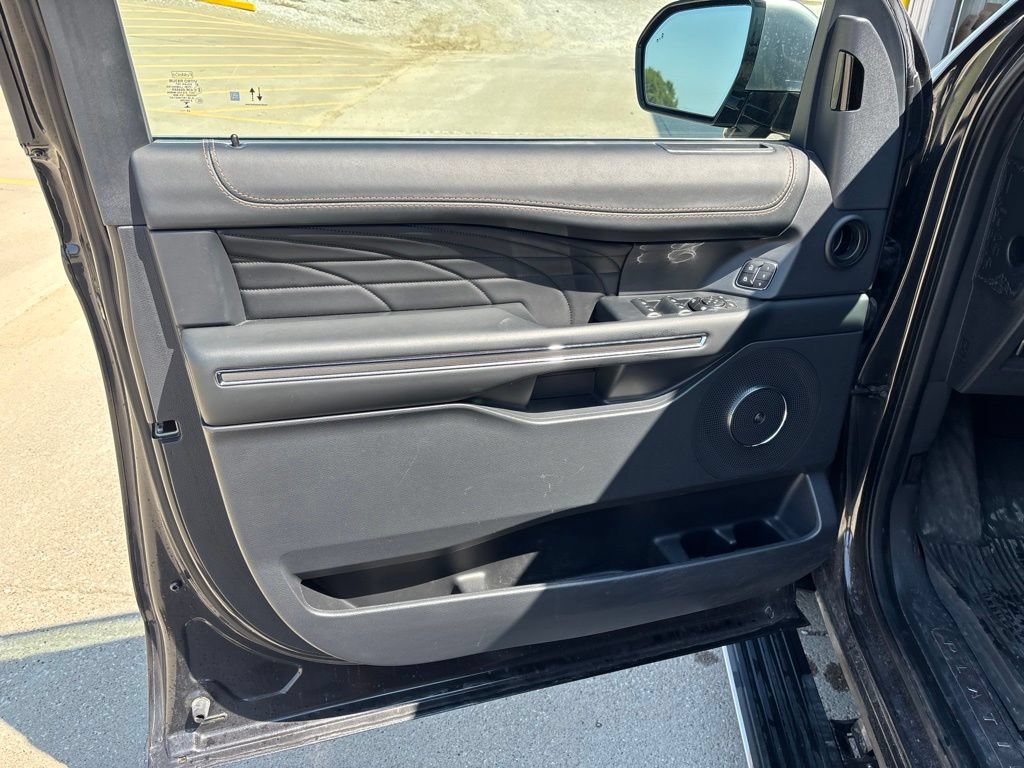 Certified 2024 Ford Expedition Platinum AWD/4WD image 14