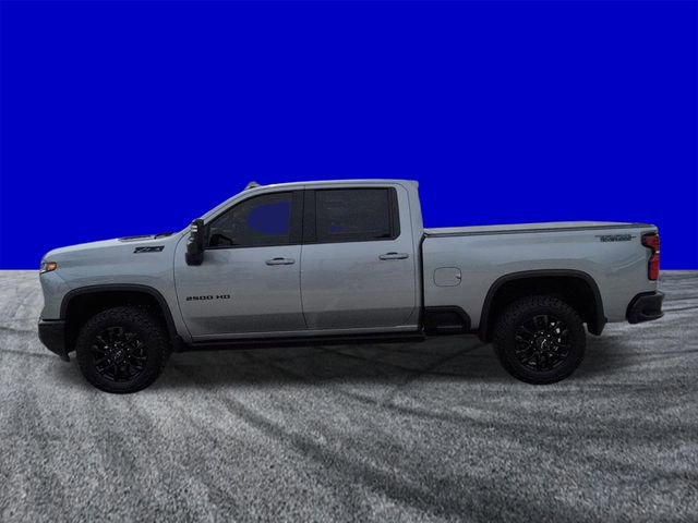 Used 2025 Chevrolet Silverado 2500 LTZ w/ LTZ Plus Package image 2