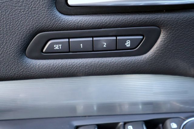 Used 2024 Cadillac XT4 Premium Luxury image 27