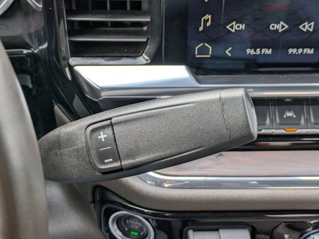 Used 2025 GMC Sierra 1500 SLT AWD/4WD image 24