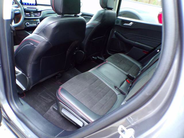 Certified 2022 Ford Escape SEL w/ SEL Stealth AWD Package image 20