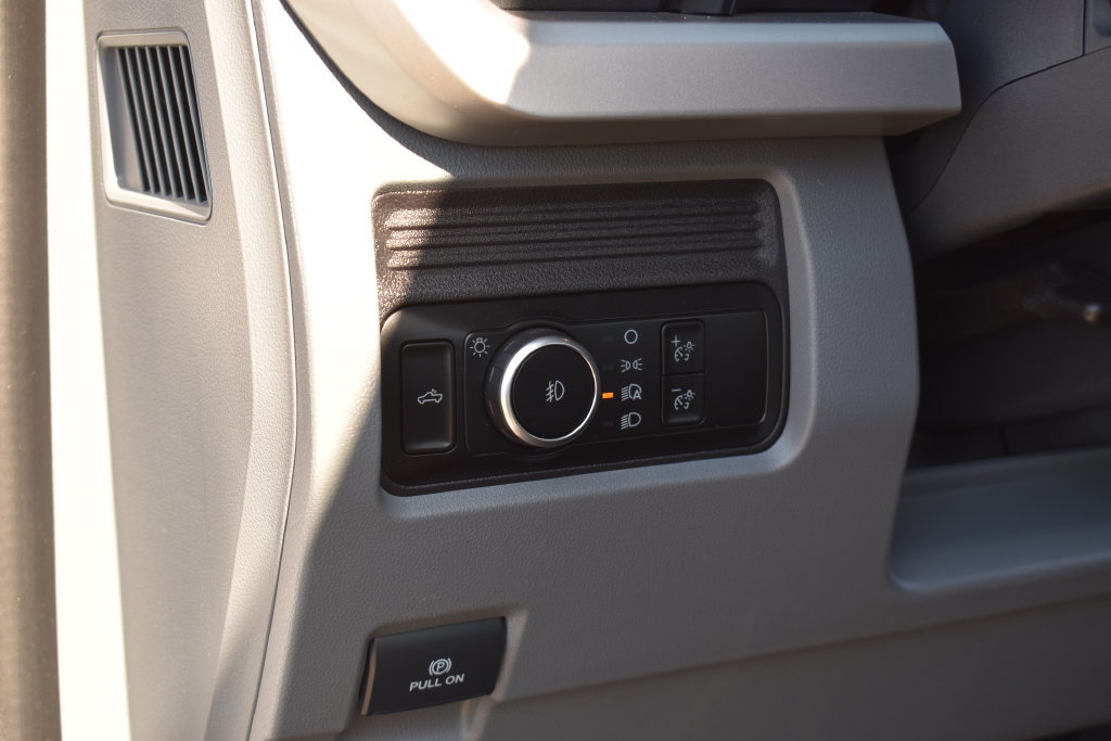 Certified 2025 Ford F350 XL w/ STX Appearance Package AWD/4WD image 25