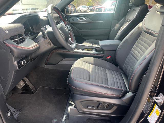 Certified 2025 Ford Explorer ST-Line w/ Premium Package image 17