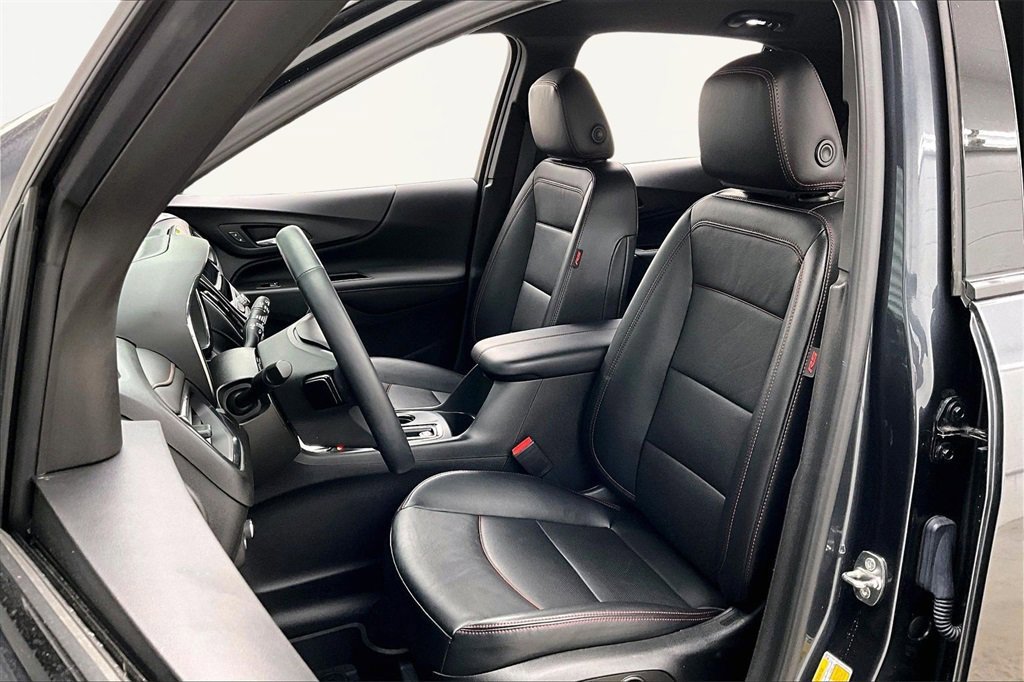Used 2023 Chevrolet Equinox RS w/ RS Leather Package image 25