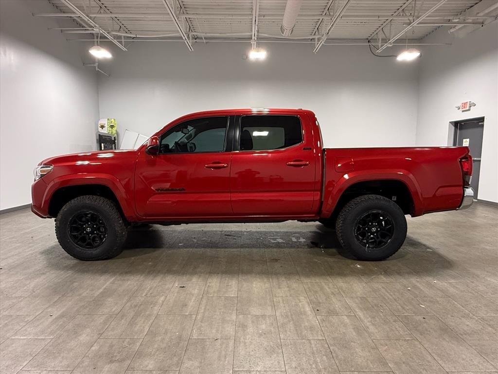 Used 2022 Toyota Tacoma SR5 image 7