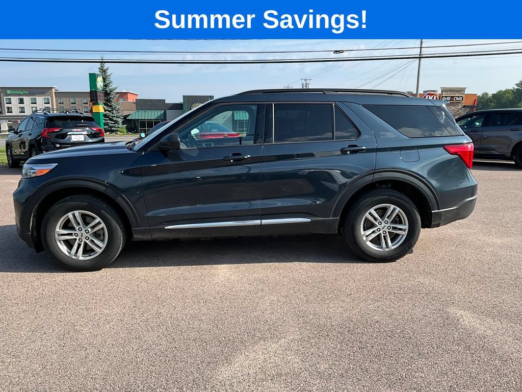 Certified 2024 Ford Explorer XLT w/ Equipment Group 202A AWD/4WD image 4