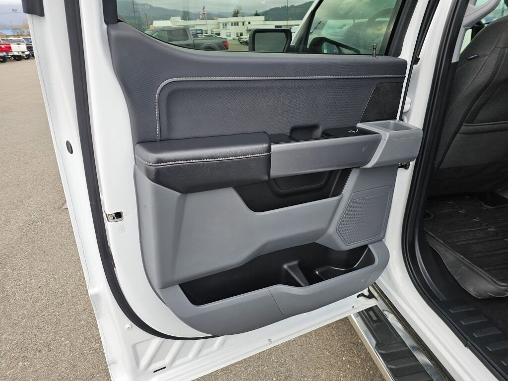 Certified 2025 Ford F150 XLT w/ Equipment Group 301A Standard image 12