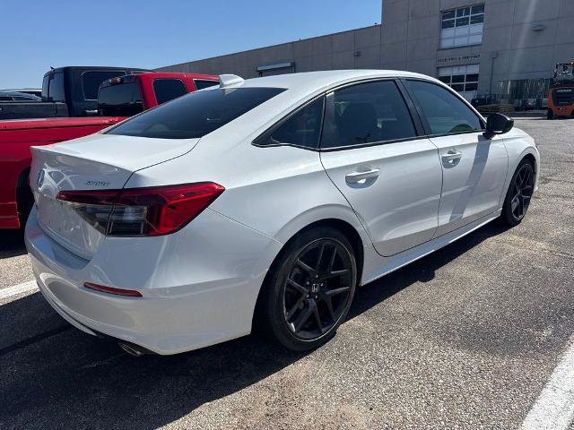 Used 2024 Honda Civic Sport image 2