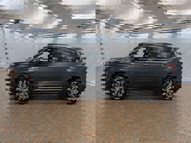 Used 2022 Cadillac XT6 Premium Luxury w/ Technology Package image 4