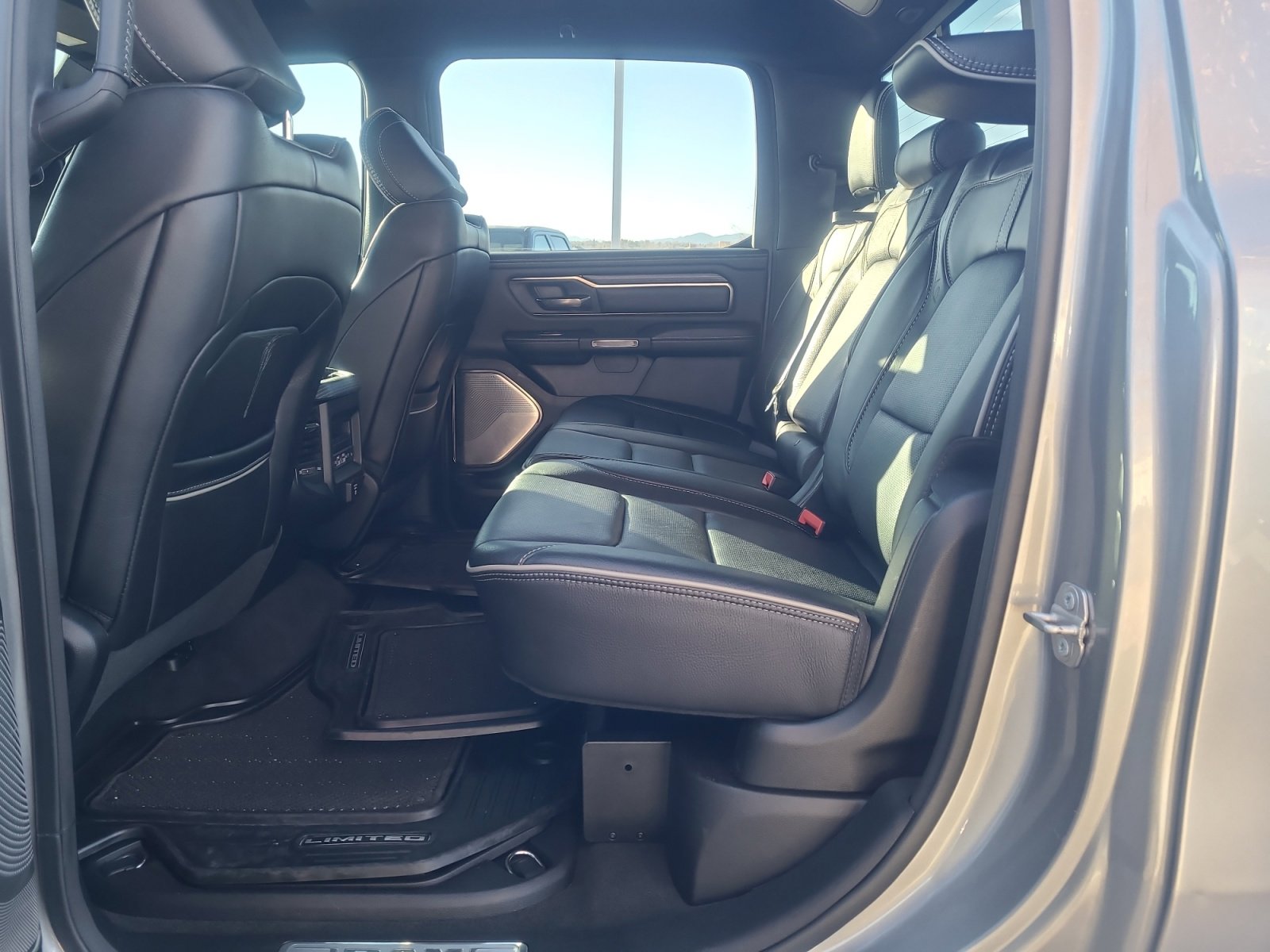 Used 2021 RAM 1500 Limited image 17