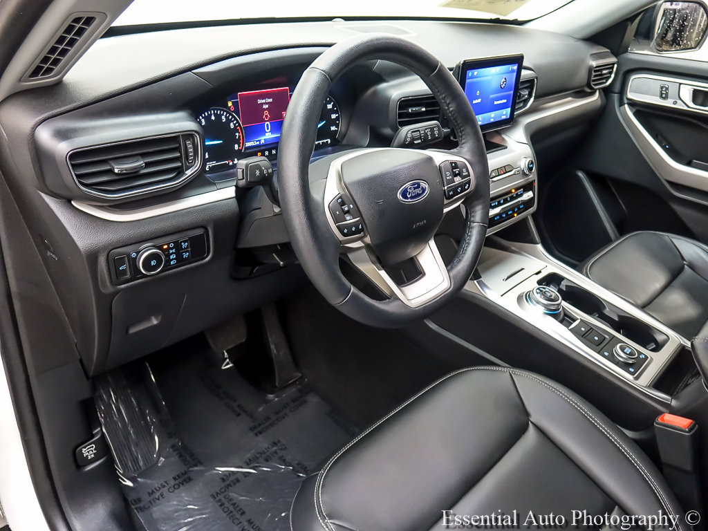 Certified 2024 Ford Explorer XLT w/ Equipment Group 202A AWD/4WD image 10