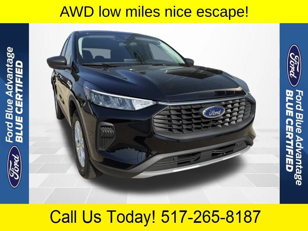 Certified 2023 Ford Escape Active AWD/4WD image 1