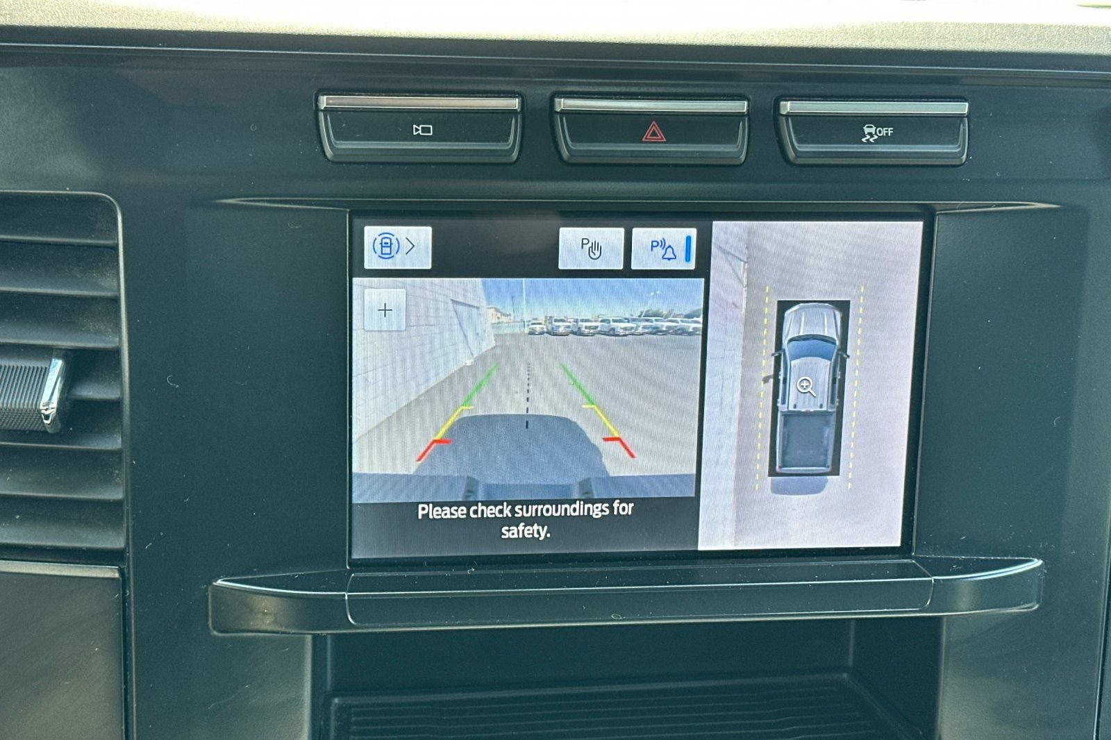 Certified 2023 Ford F250 XLT w/ 360-Degree Camera Package AWD/4WD image 19