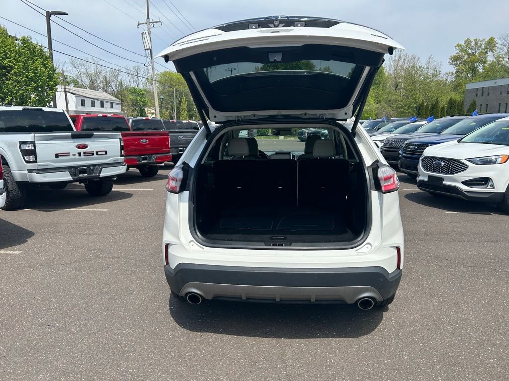 Certified 2023 Ford Edge Titanium AWD/4WD image 9
