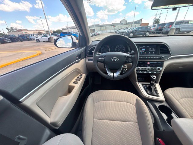 Used 2020 Hyundai Elantra SEL w/ Convenience Package (C2) FWD image 20