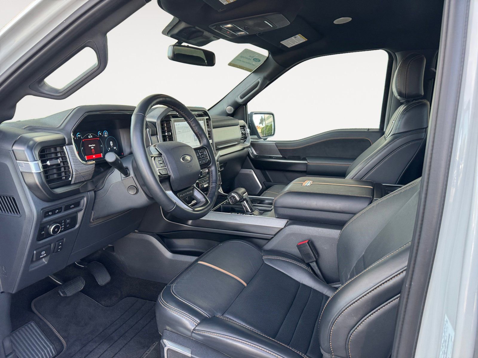 Certified 2023 Ford F150 Platinum w/ Equipment Group 701A High image 9