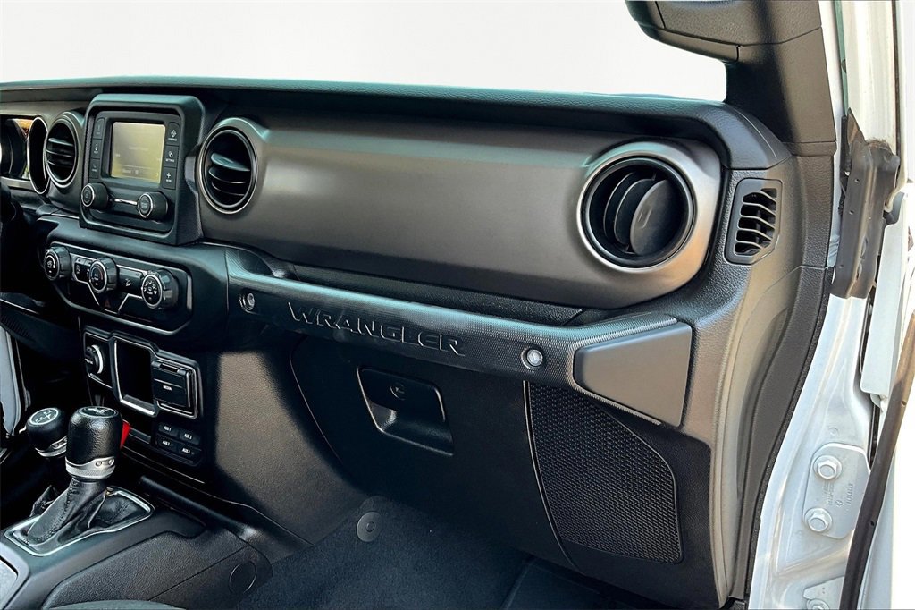 Used 2020 Jeep Wrangler Unlimited Sport image 17