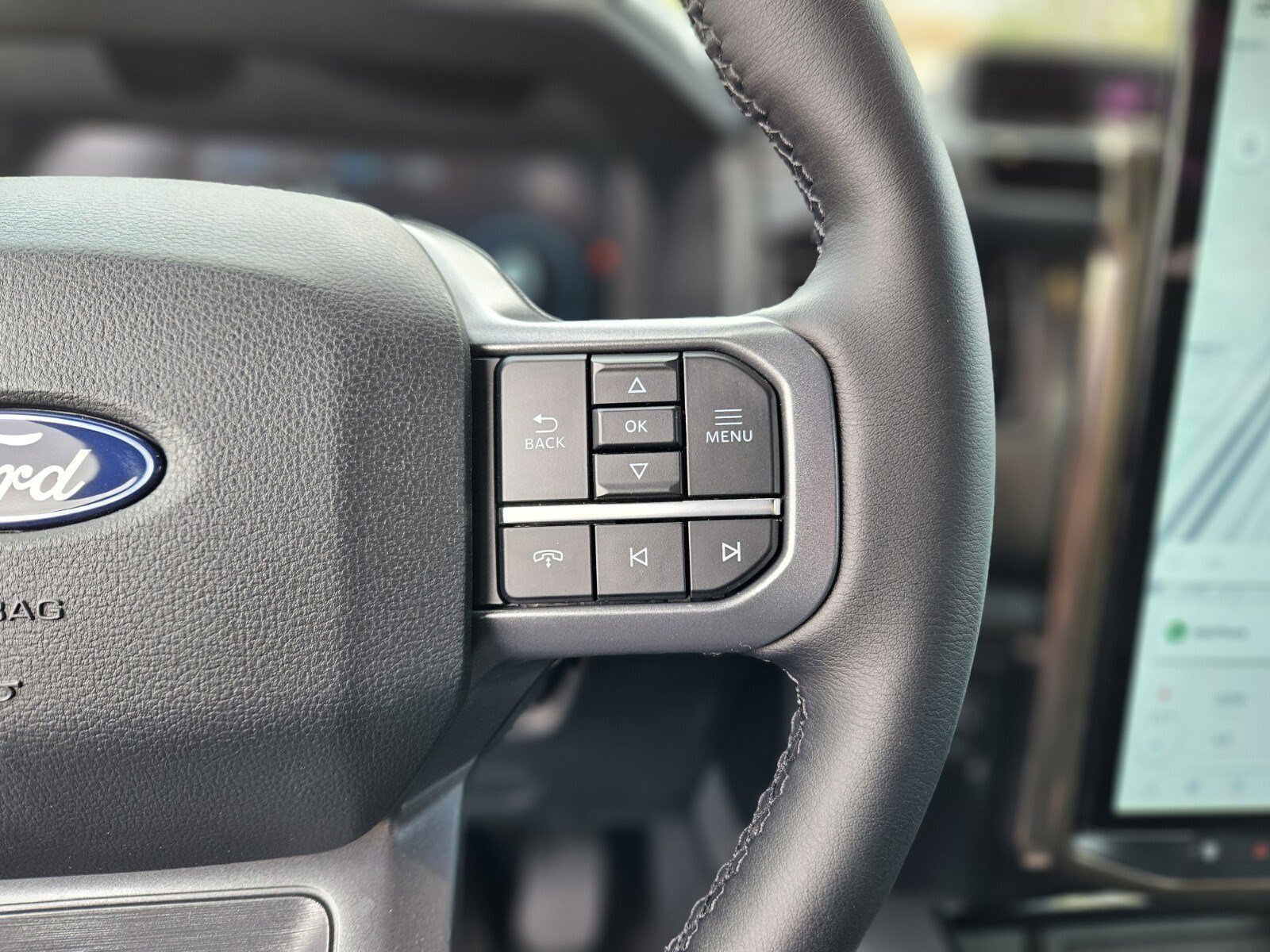 Certified 2025 Ford F150 Lightning Lariat image 30