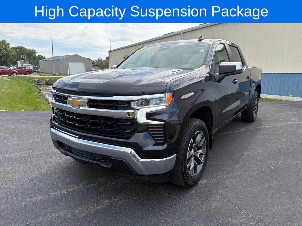 Used 2024 Chevrolet Silverado 1500 LT AWD/4WD image 8