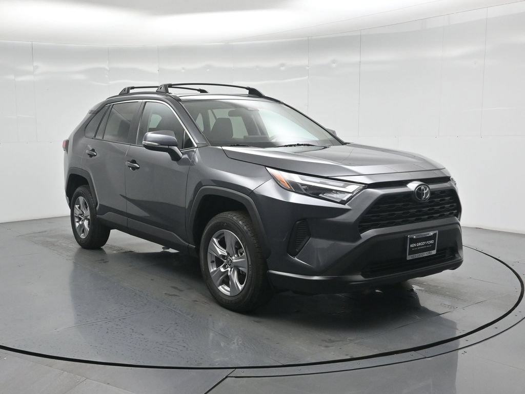 Used 2024 Toyota RAV4 XLE w/ Convenience Package FWD image 46