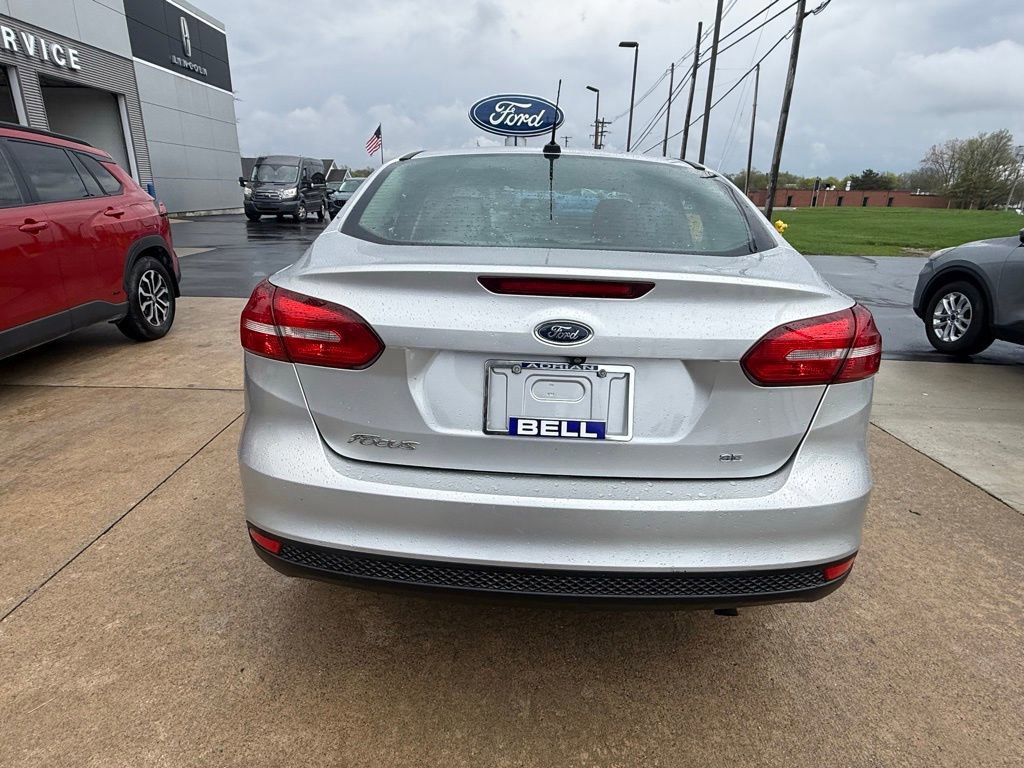 Certified 2017 Ford Focus SE FWD image 4