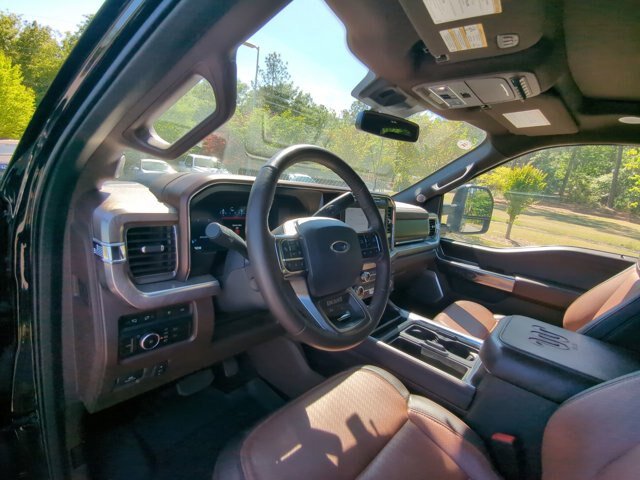 Certified 2024 Ford F250 King Ranch w/ FX4 Off-Road Package AWD/4WD image 17