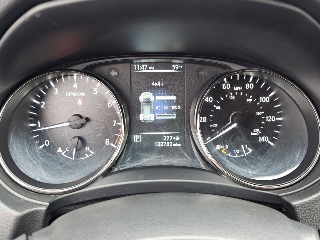 Used 2017 Nissan Rogue SV image 21