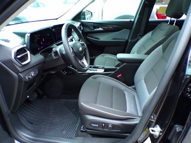 Used 2024 Chevrolet TrailBlazer LT w/ Convenience Package AWD/4WD image 14