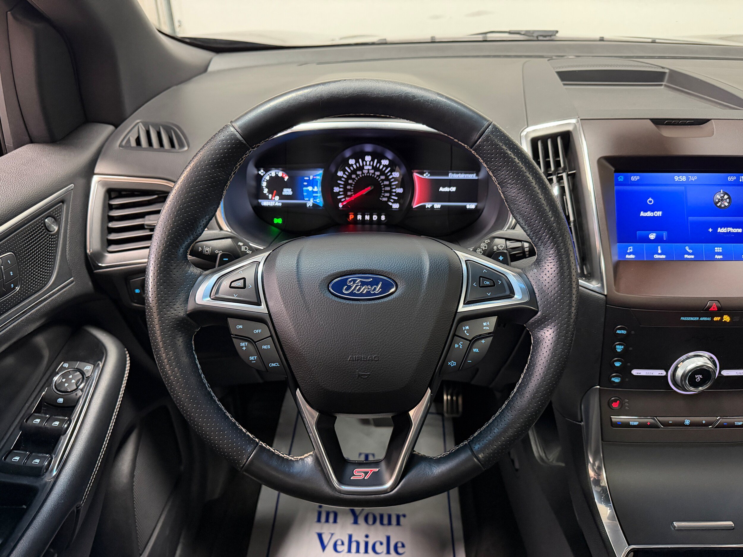 Certified 2020 Ford Edge ST w/ Cold Weather Package AWD/4WD image 17