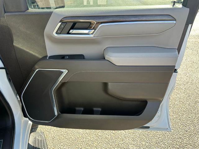 Used 2022 Chevrolet Silverado 1500 LT w/ Z71 Off-Road Package image 21