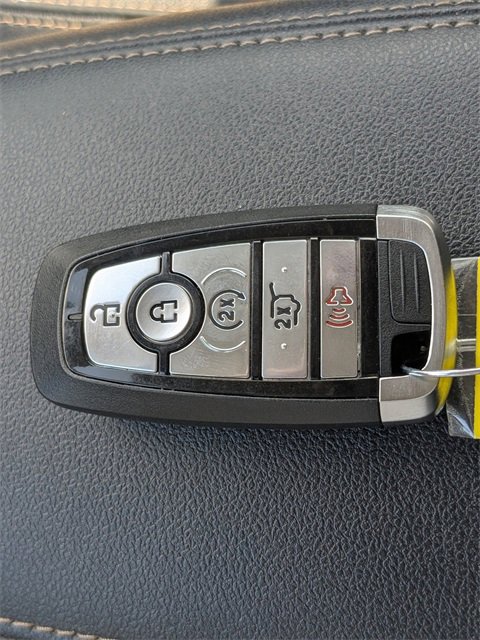 Certified 2022 Ford Escape Titanium w/ Titanium Elite Package image 33