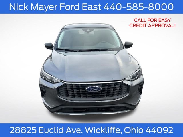 Certified 2025 Ford Escape Active AWD/4WD image 2