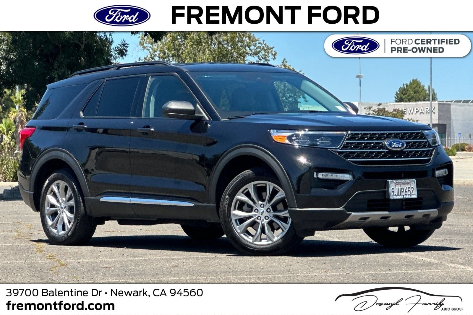Certified 2023 Ford Explorer XLT w/ Equipment Group 202A AWD/4WD image 1