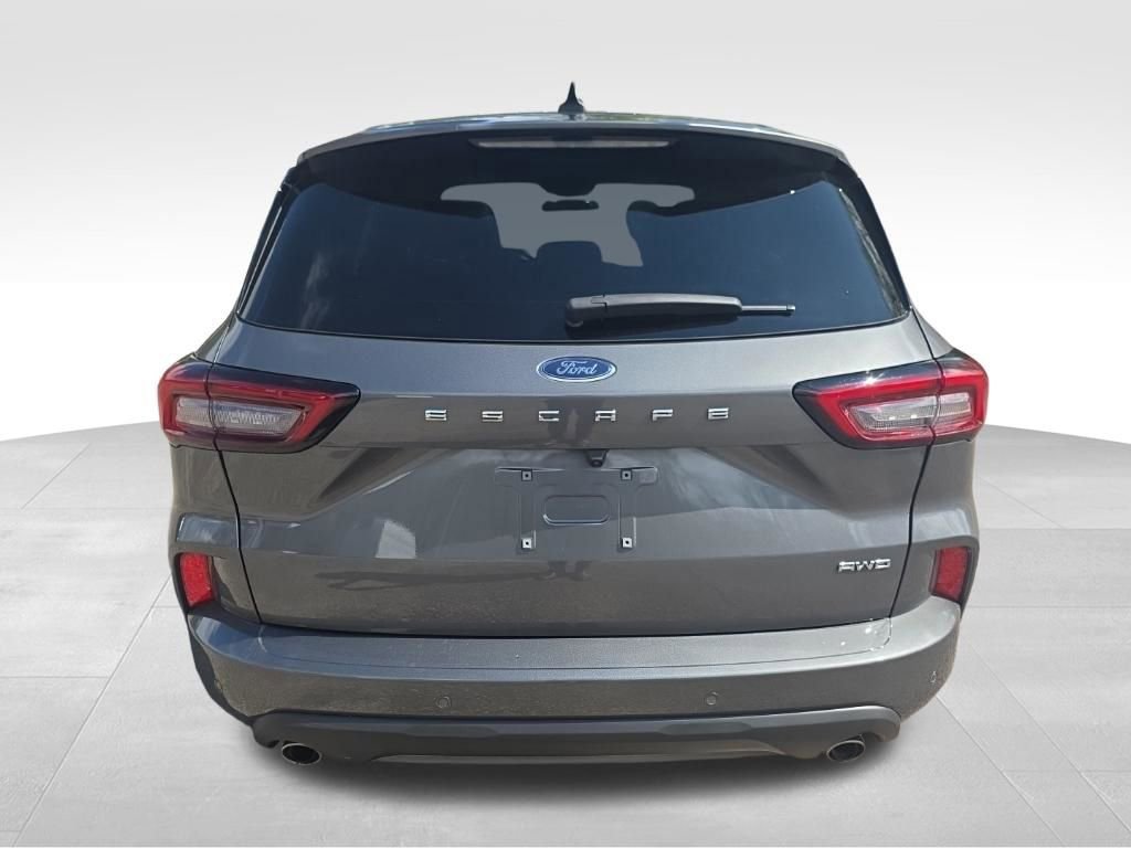 Certified 2024 Ford Escape ST-Line w/ Tech Pack #1 image 8