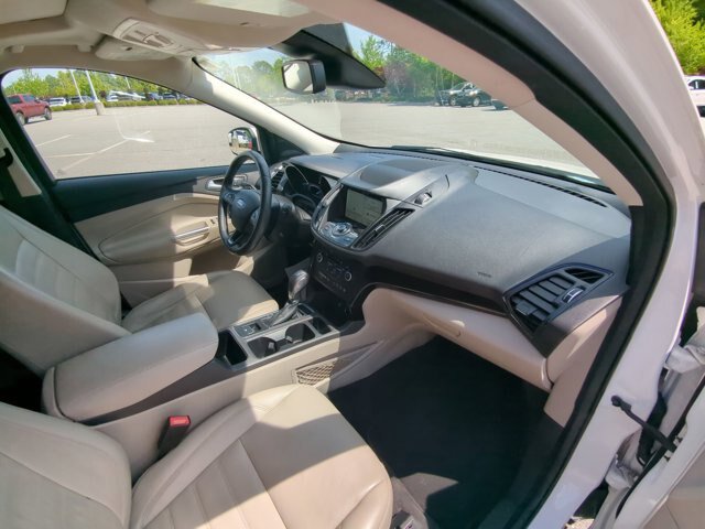 Certified 2019 Ford Escape Titanium FWD image 37