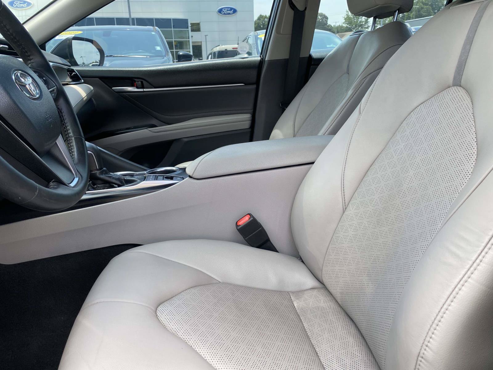 Used 2018 Toyota Camry XSE w/ Driver Assist Package FWD image 15