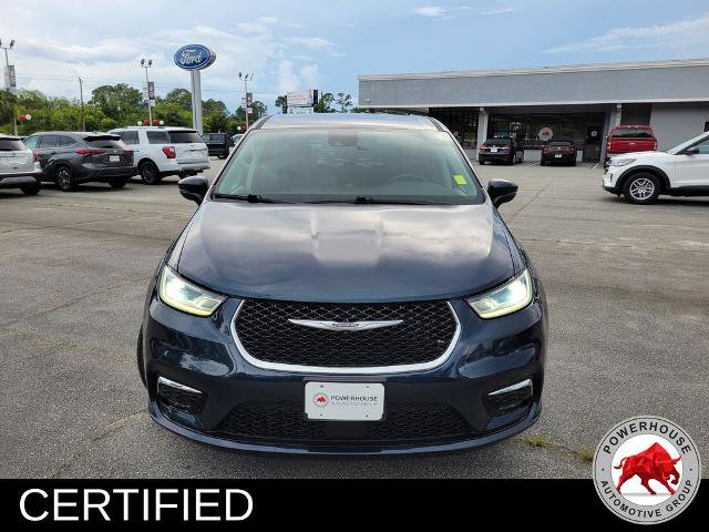 Used 2023 Chrysler Pacifica Touring-L FWD image 10