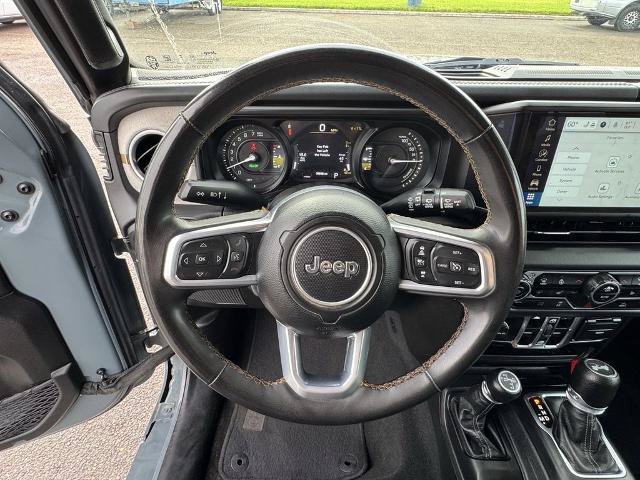 Used 2024 Jeep Wrangler Unlimited Sahara AWD/4WD image 18